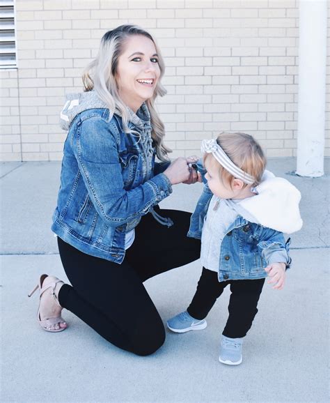 mom and infant matching outfits.